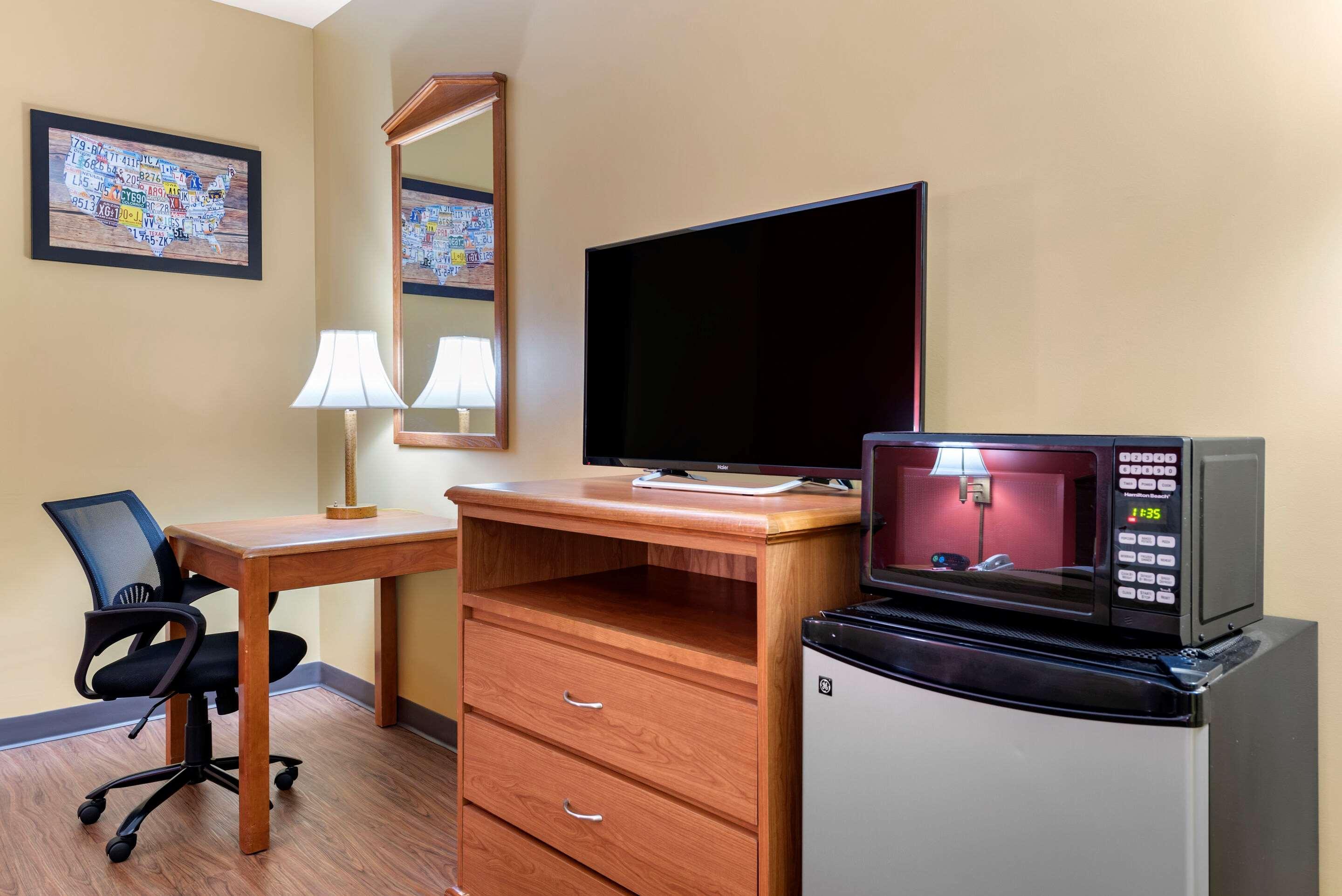 Econo Lodge Louisville Airport Eksteriør bilde