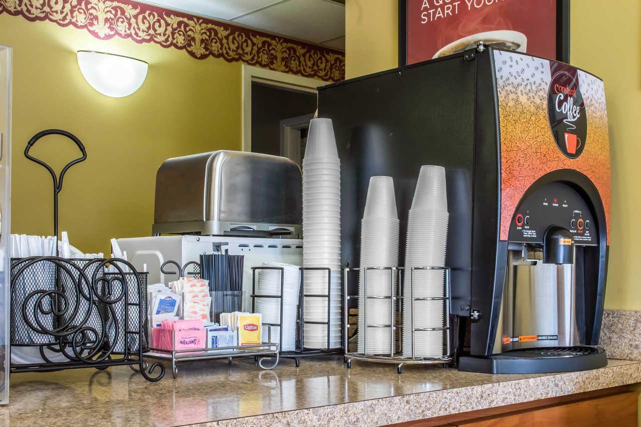 Econo Lodge Louisville Airport Eksteriør bilde